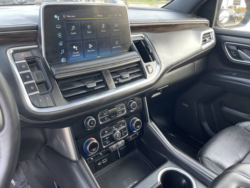 2022 Chevrolet Suburban LT