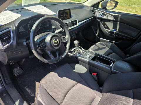 2017 Mazda MAZDA3 Sport