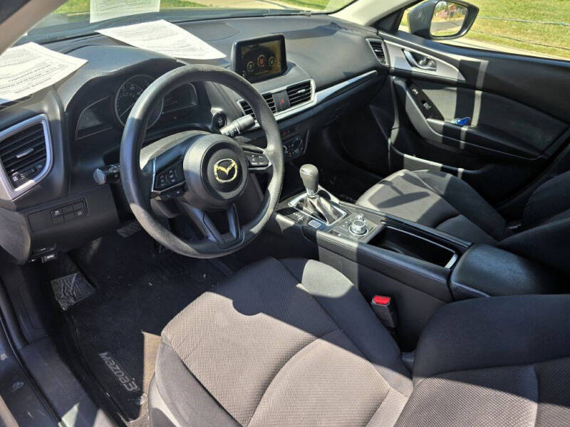 2017 Mazda MAZDA3 Sport