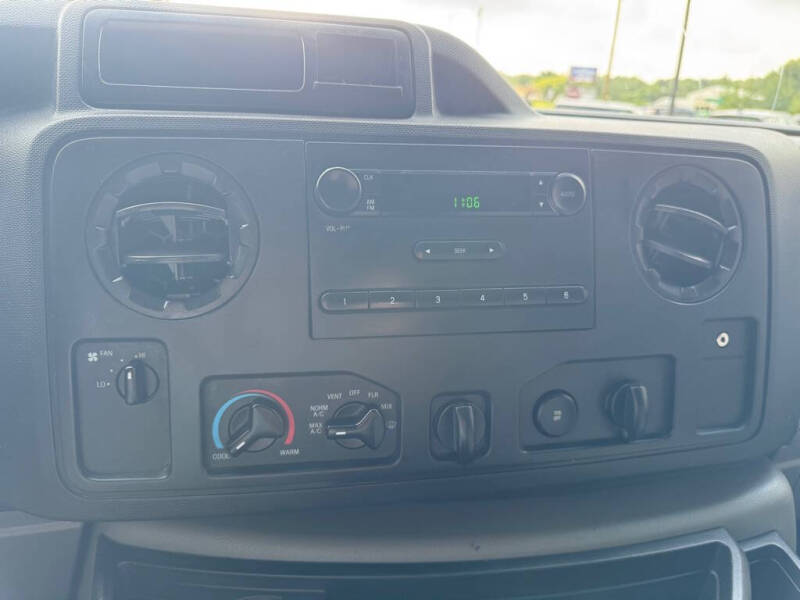 2014 Ford E-Series E-250