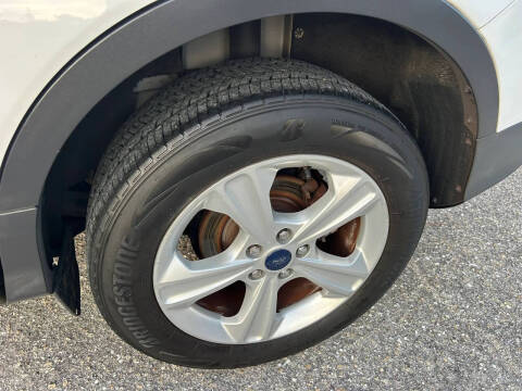 2016 Ford Escape SE