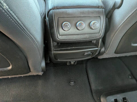 2016 GMC Acadia SLE-2