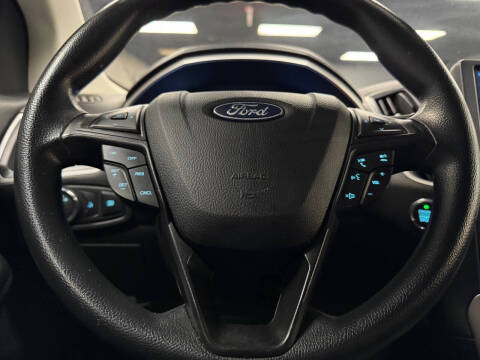 2021 Ford Edge SE