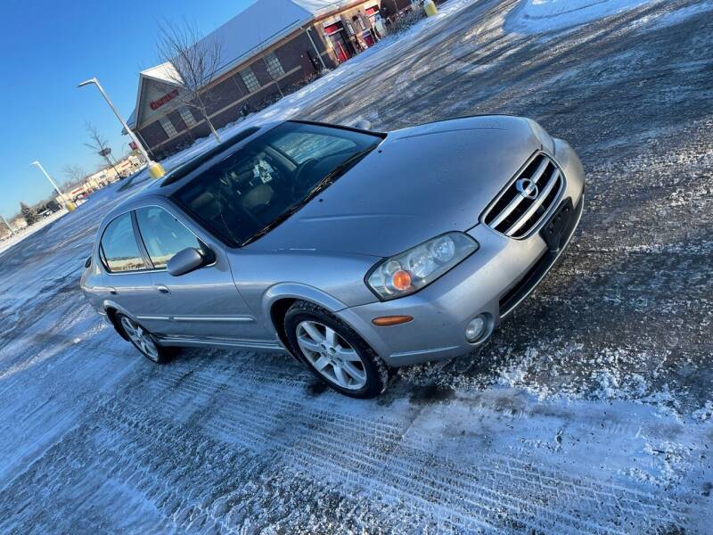 2002 Nissan Maxima for sale at United Motors in Saint Cloud MN