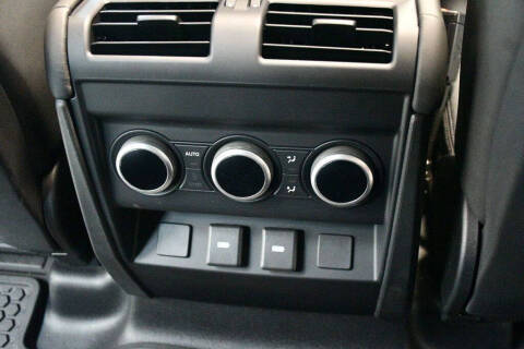 2023 Land Rover Defender 110 X-Dynamic SE