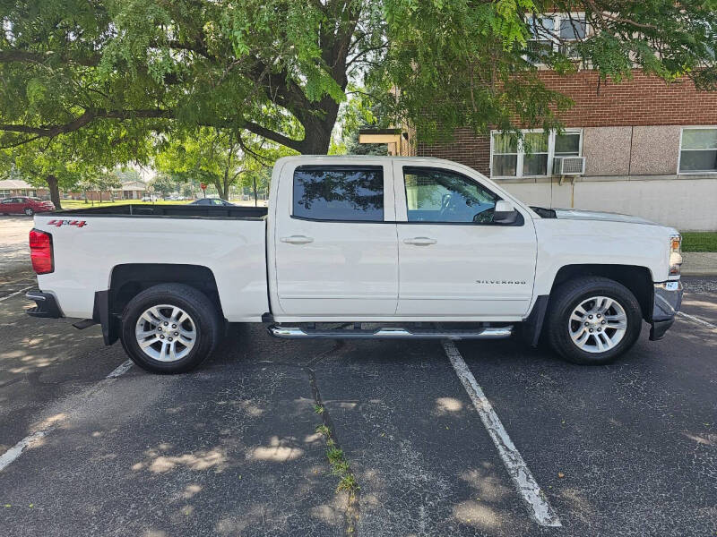 Used 2018 Chevrolet Silverado 1500 LT with VIN 3GCUKRECXJG168681 for sale in Terre Haute, IN