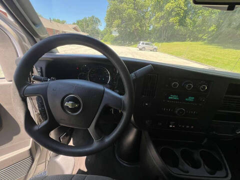 2022 Chevrolet Express LT 3500