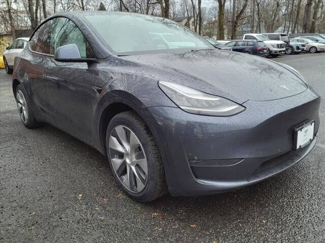 Used Suv 2020 Gray Tesla Model Y Long Range For Sale in WATCHUNG