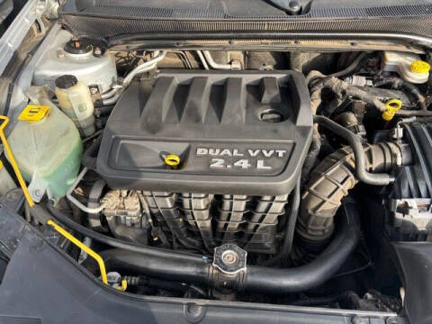 2012 Chrysler 200 LX