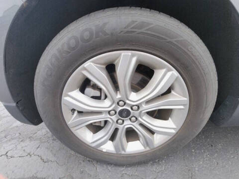 2023 Ford Edge Titanium