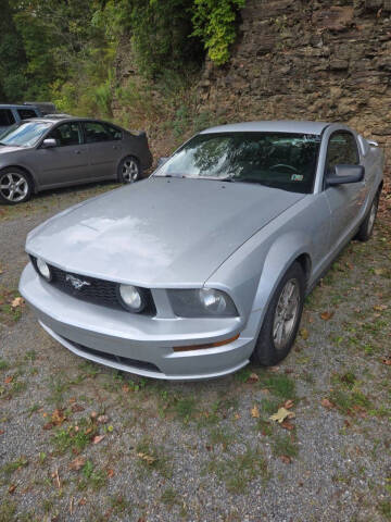 2006 Ford Mustang V6 Standard