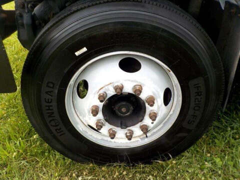 2001 Chevrolet C7500