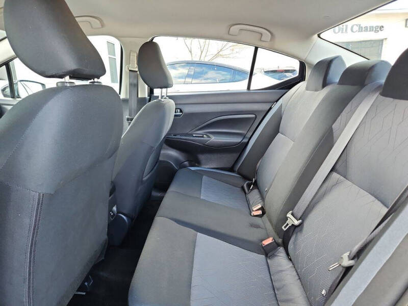 2024 Nissan Versa SV