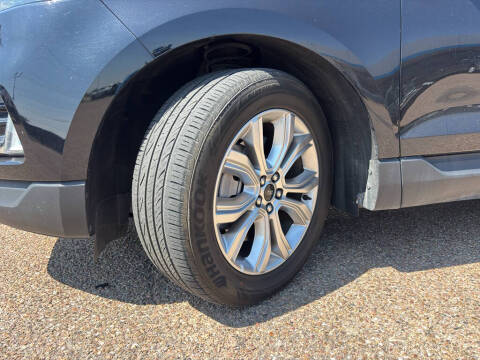2024 Ford Edge Titanium