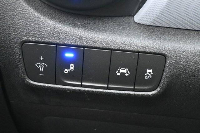 2021 Hyundai Kona SEL