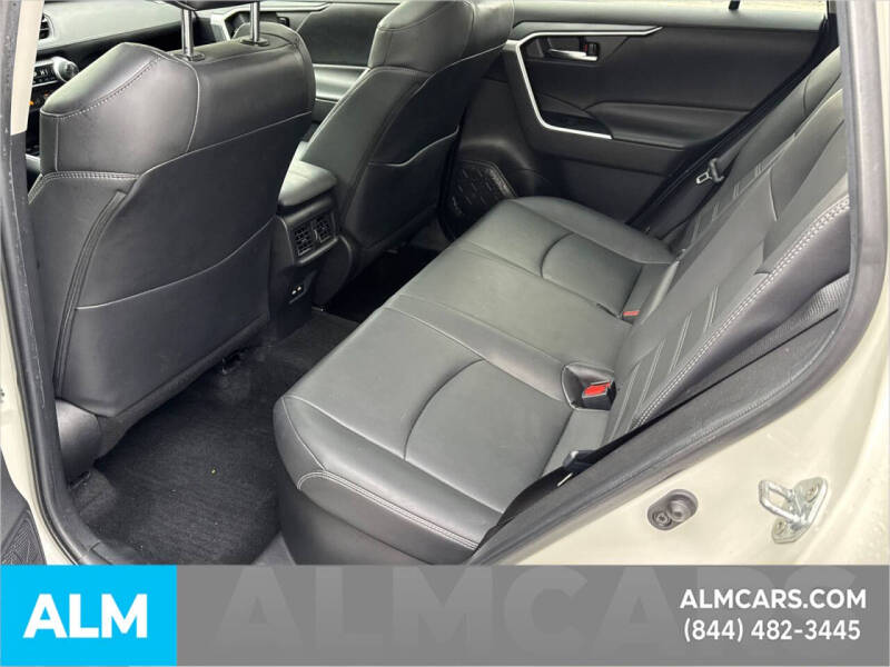 2021 Toyota RAV4 Hybrid XLE Premium