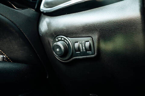 2023 Jeep Compass (Red) Edition