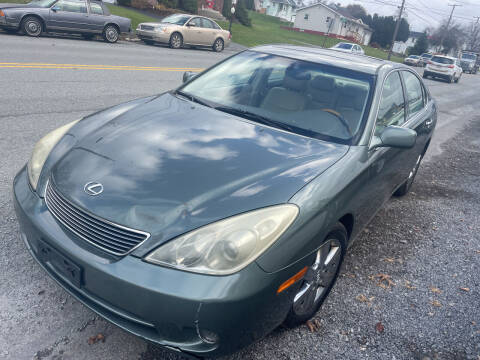 2005 Lexus ES 330 for sale at Trocci's Auto Sales in West Pittsburg PA