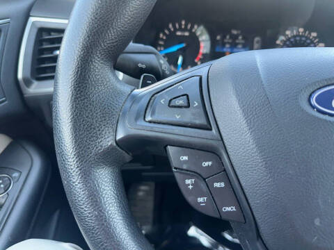 2018 Ford Edge SE