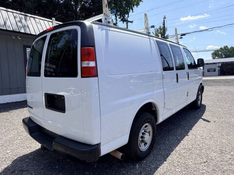 2017 Chevrolet Express 2500