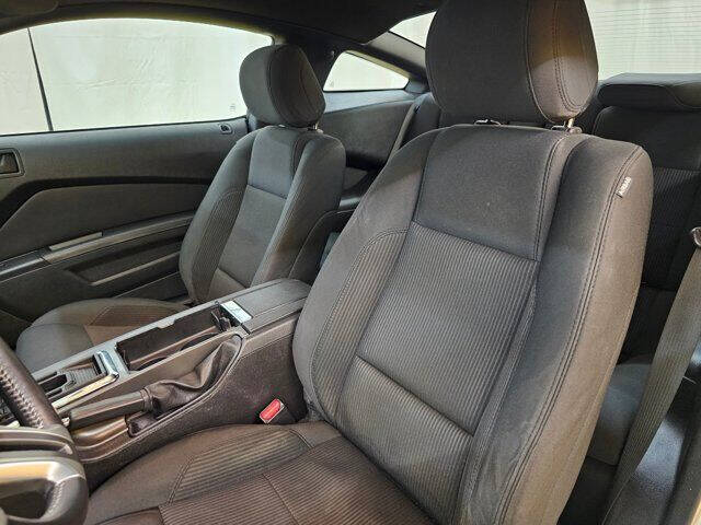 2013 Ford Mustang V6 Premium