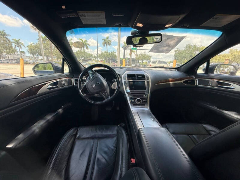 2017 Lincoln MKZ Select