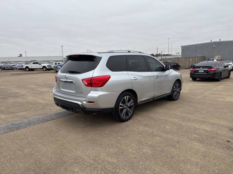 2019 Nissan Pathfinder Platinum