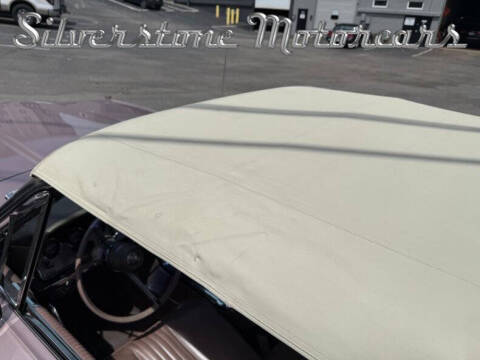 1964 Ford Thunderbird