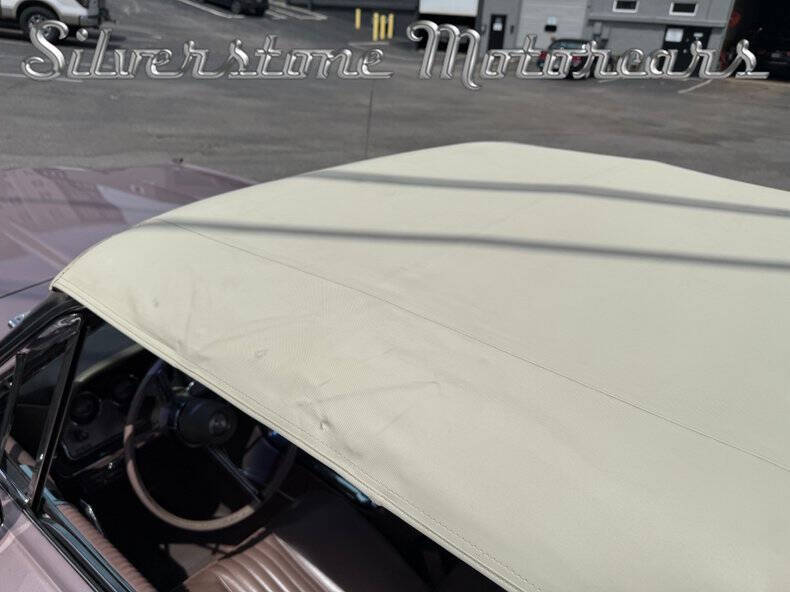 1964 Ford Thunderbird