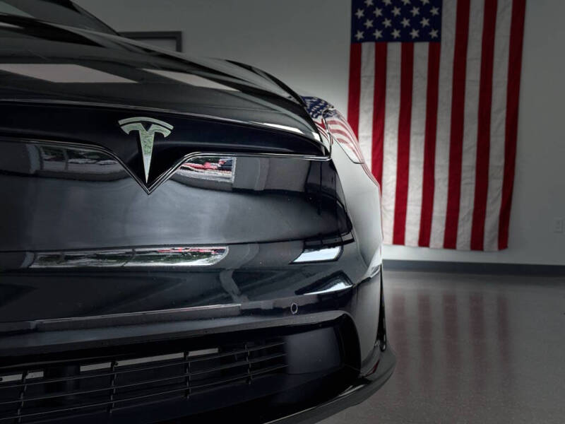 2022 Tesla Model X Plaid
