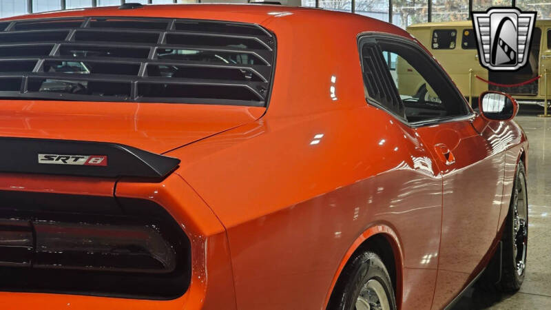 2009 Dodge Challenger SRT8