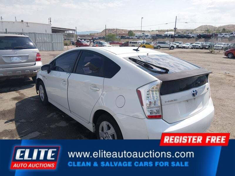 2010 Toyota Prius II