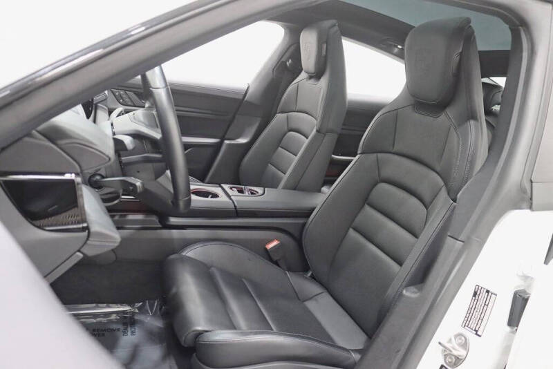 2024 Porsche Taycan 4S