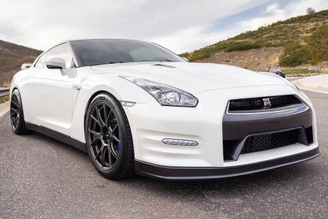 2014 Nissan GT-R Premium