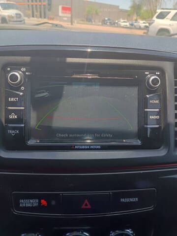 2017 Mitsubishi Lancer LE