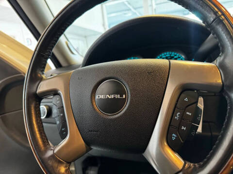 2009 GMC Yukon Denali