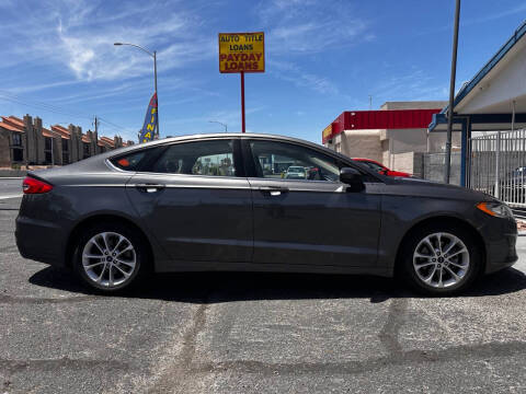 2020 Ford Fusion SE