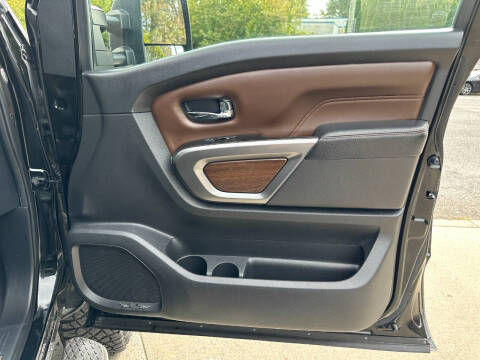 2016 Nissan Titan XD Platinum Reserve