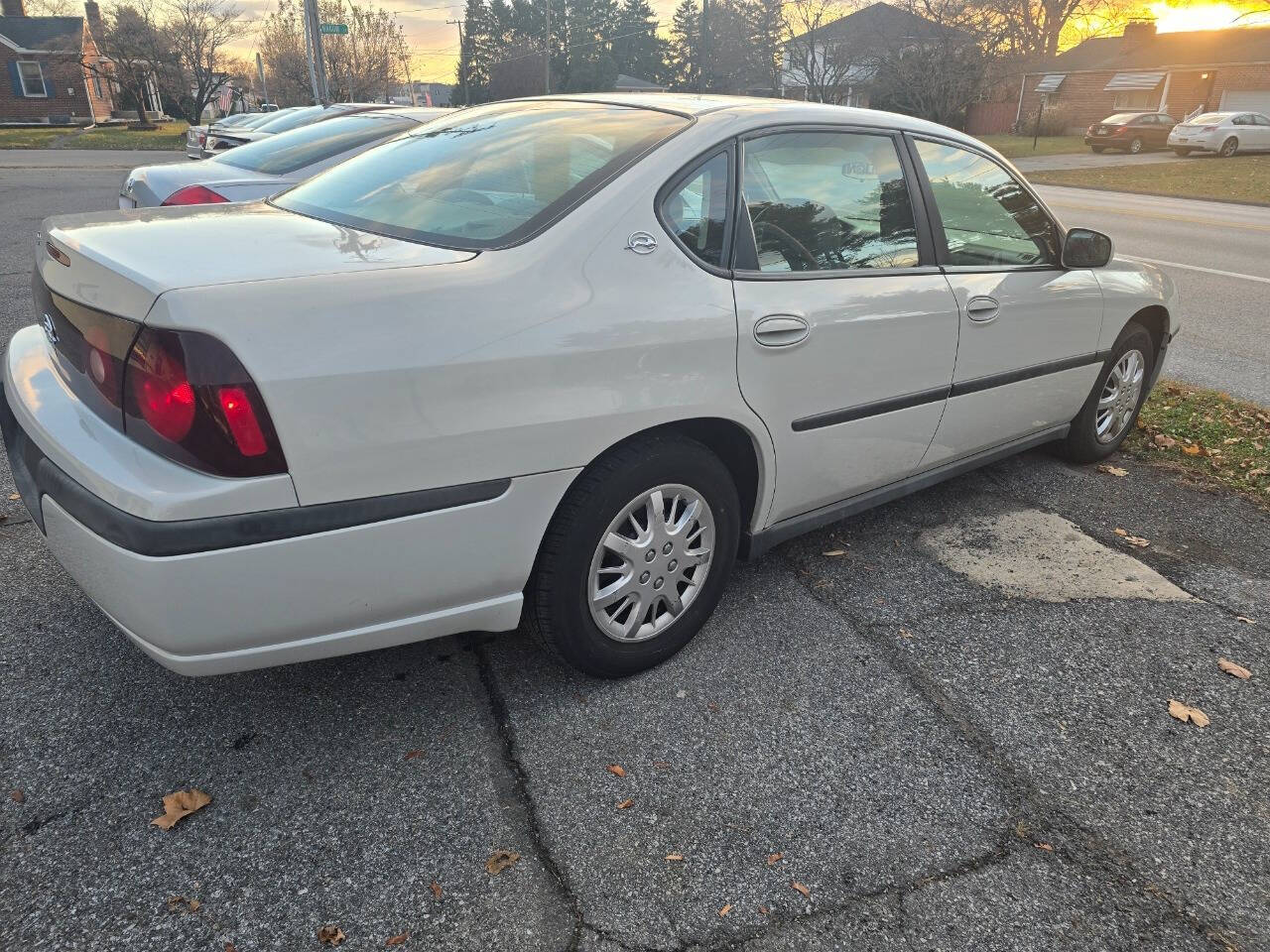 2004 Chevrolet Impala for sale at QUEENSGATE AUTO SALES in York, PA