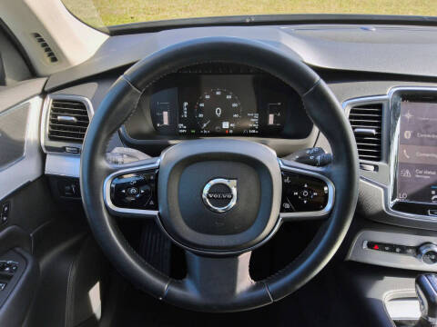 2017 Volvo XC90 T5 Momentum