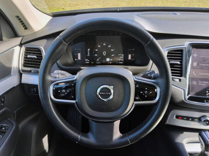 2017 Volvo XC90 T5 Momentum