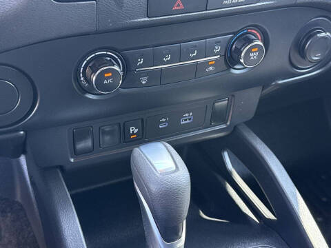 2022 Nissan Frontier S