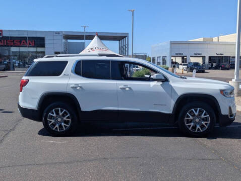 2023 GMC Acadia SLT