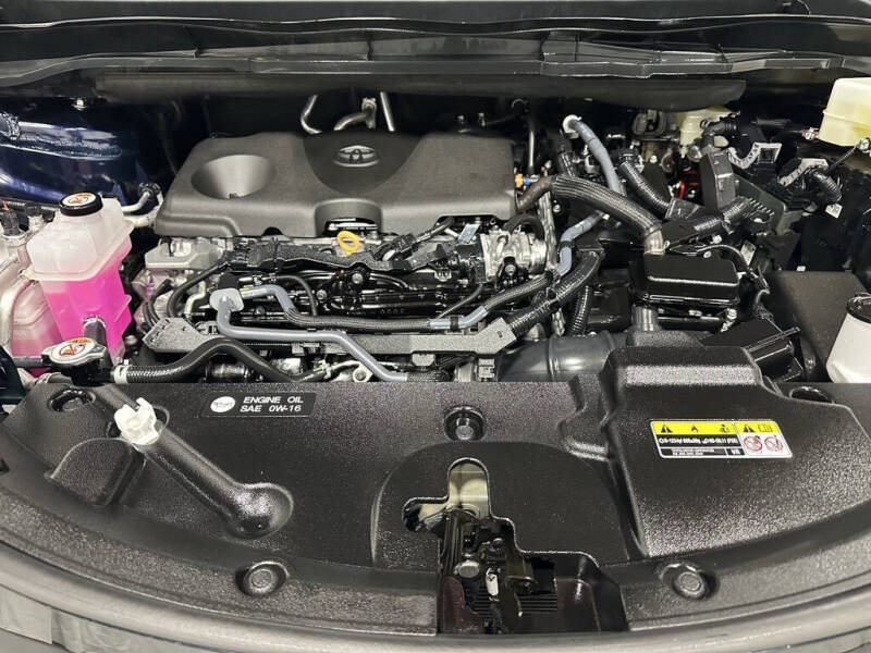 2025 Toyota Sienna XSE 7-Passenger