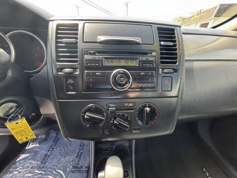 2012 Nissan Versa 1.8 S