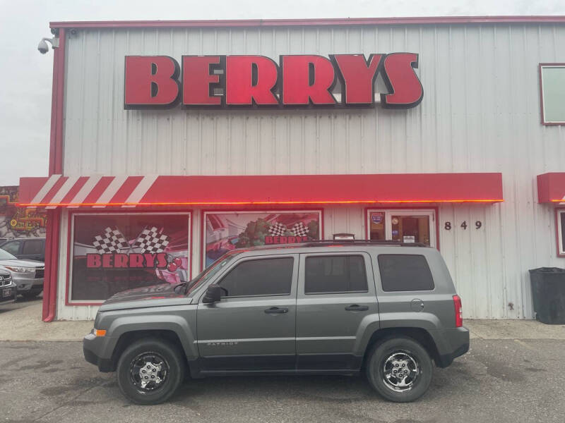 2014 Jeep Patriot for sale at Berry's Cherries Auto in Billings MT