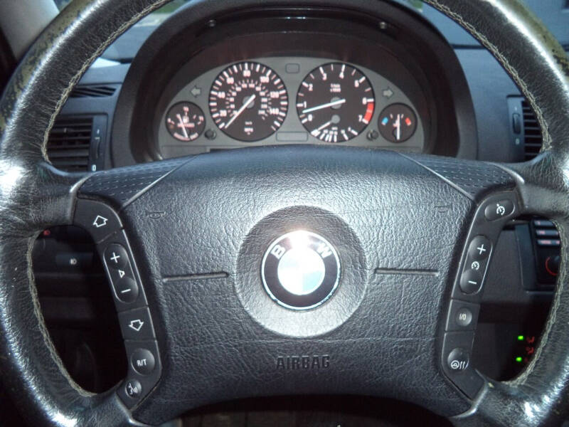 2005 BMW X5 4.4i