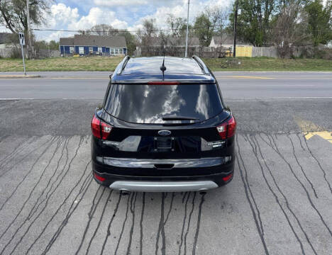 2019 Ford Escape Titanium