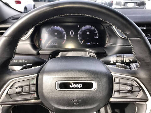 2021 Jeep Grand Cherokee L Laredo