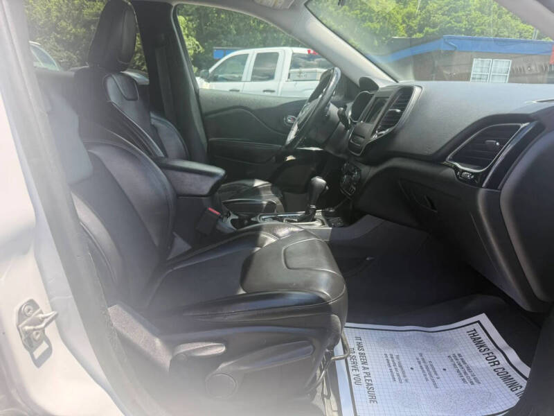 2019 Jeep Cherokee Altitude